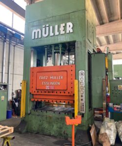Hydraulic Press Müller 300 ton H-Frame