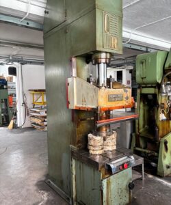 Hydraulic C-Frame 30 Ton Press CAVENGHI RIDOLFI