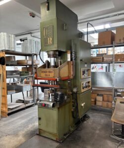 Hydraulic C-Frame 30 Ton Press CAVENGHI RIDOLFI